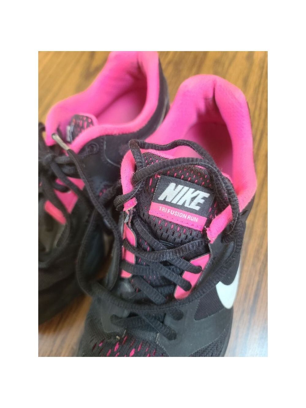 Nike Tri Fusion Run Sneakers Black Pink White Size 6.5 - Picture 3 of 7